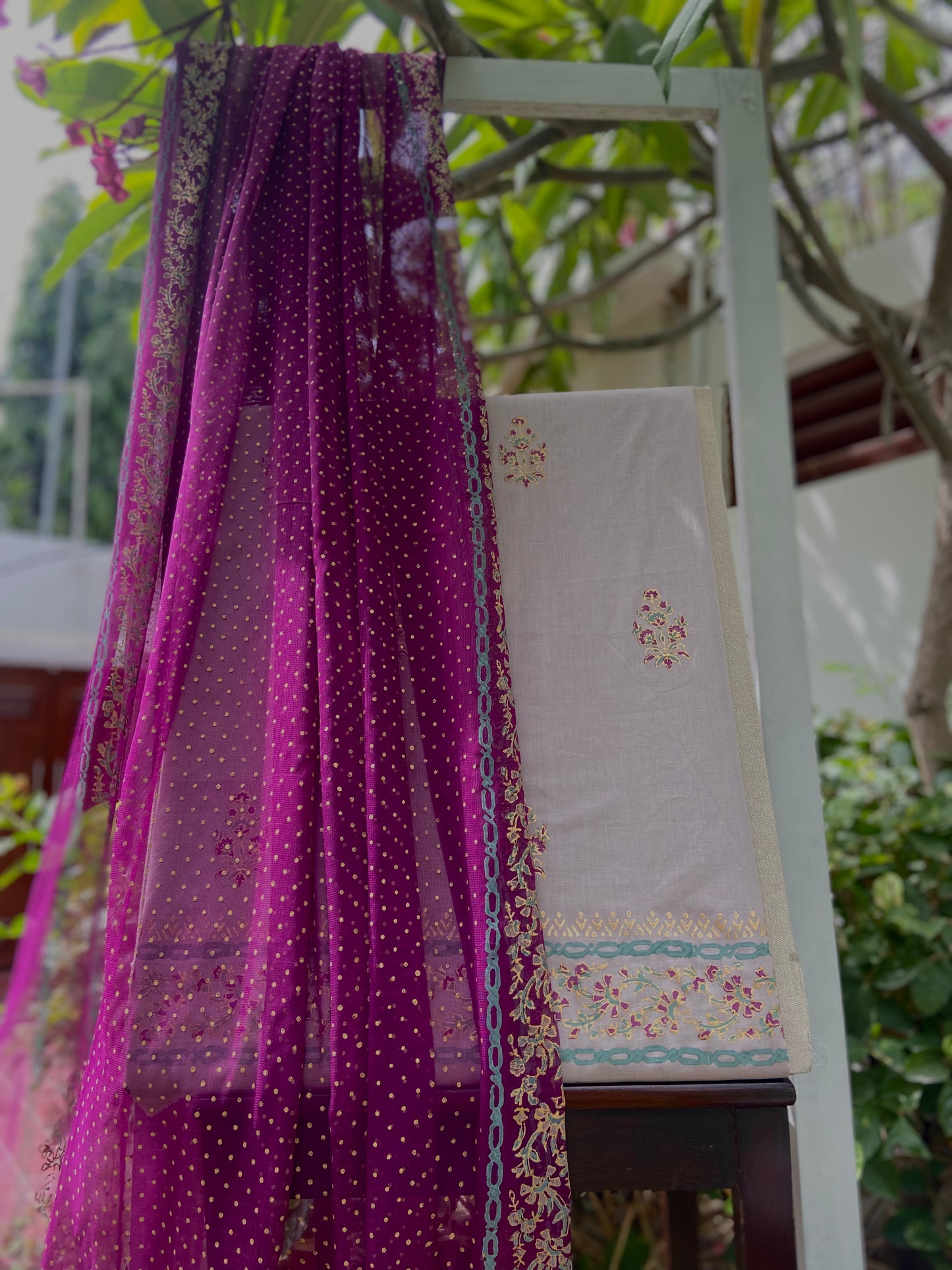 Beige Magenta