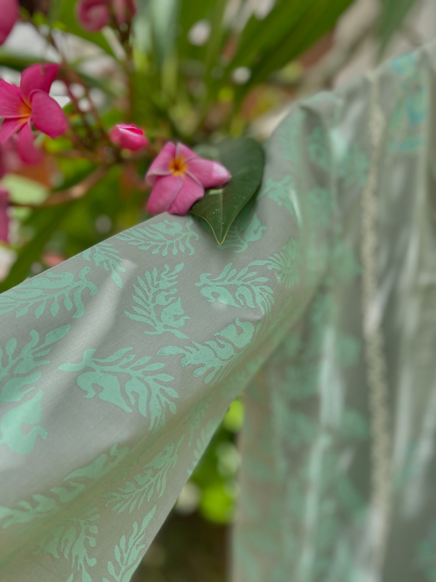 Mint Grey