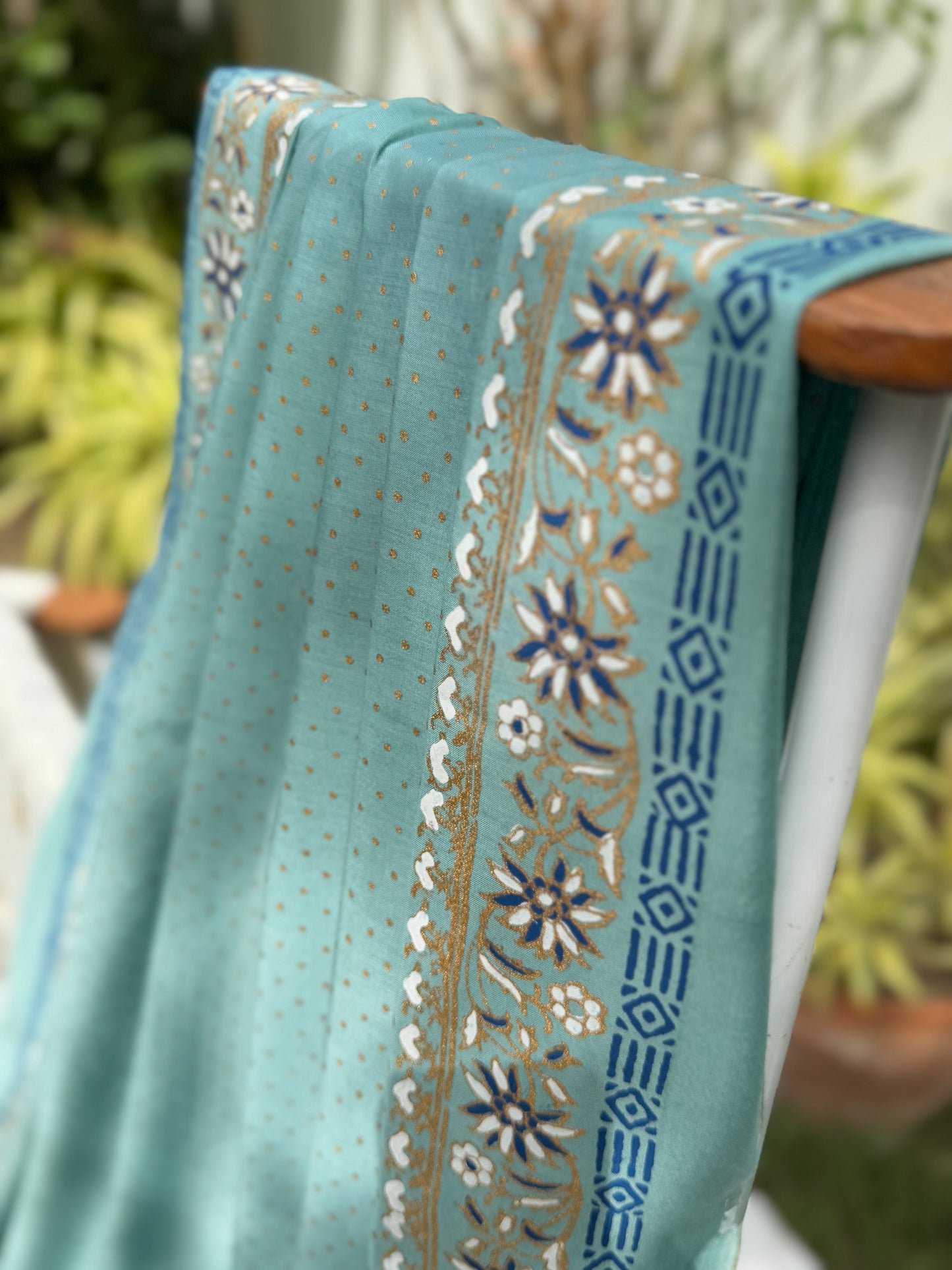 IVORY & TURQUOISE