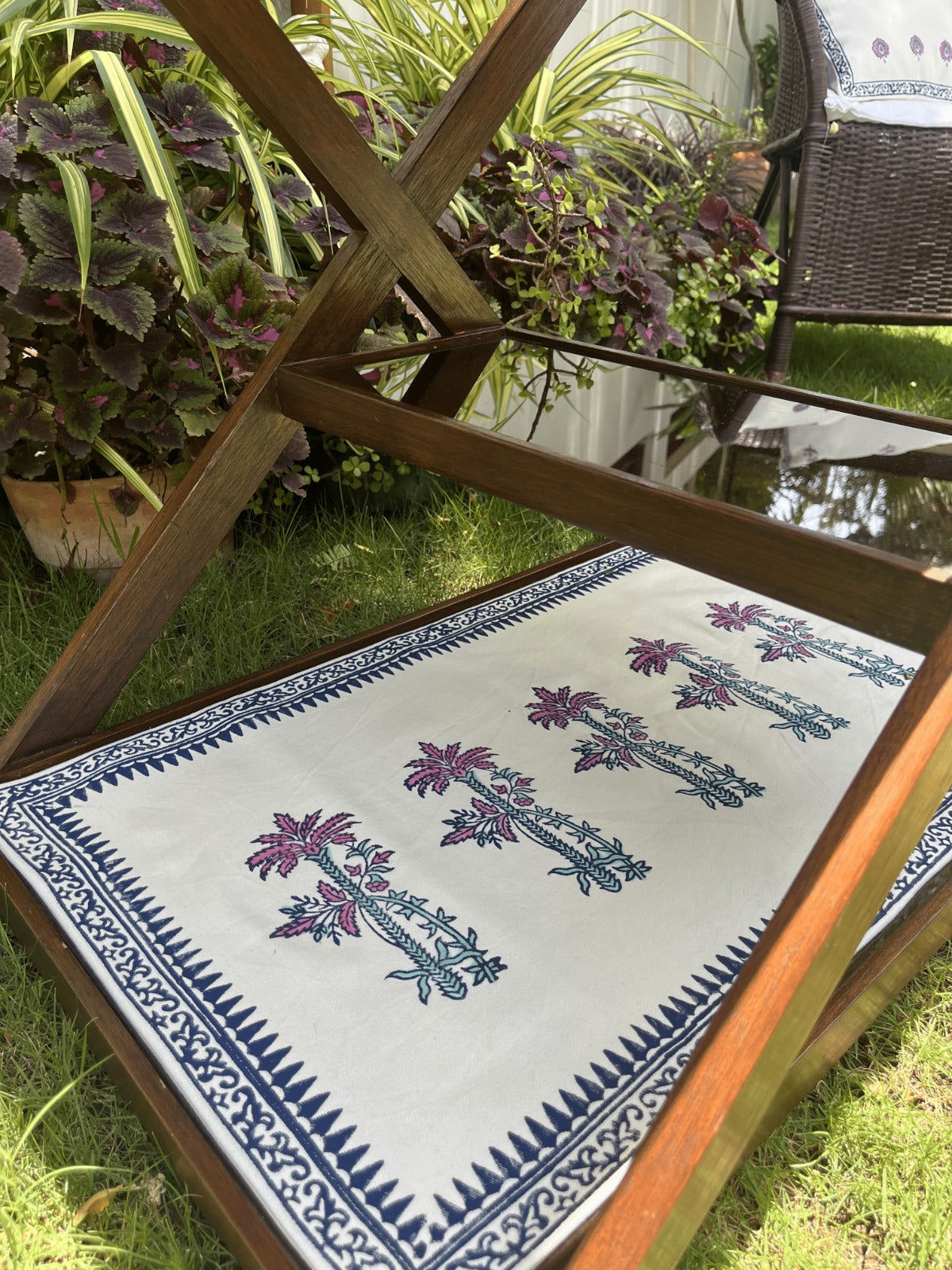 Bloom Table Accessories