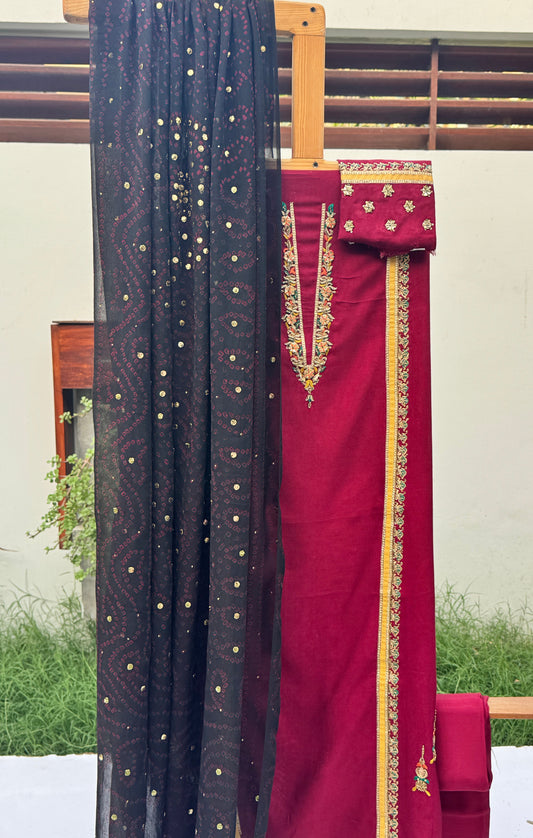 BLACK AND MAROON CHUNRI