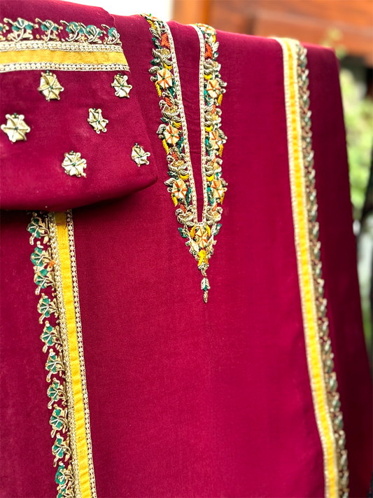 BLACK AND MAROON CHUNRI