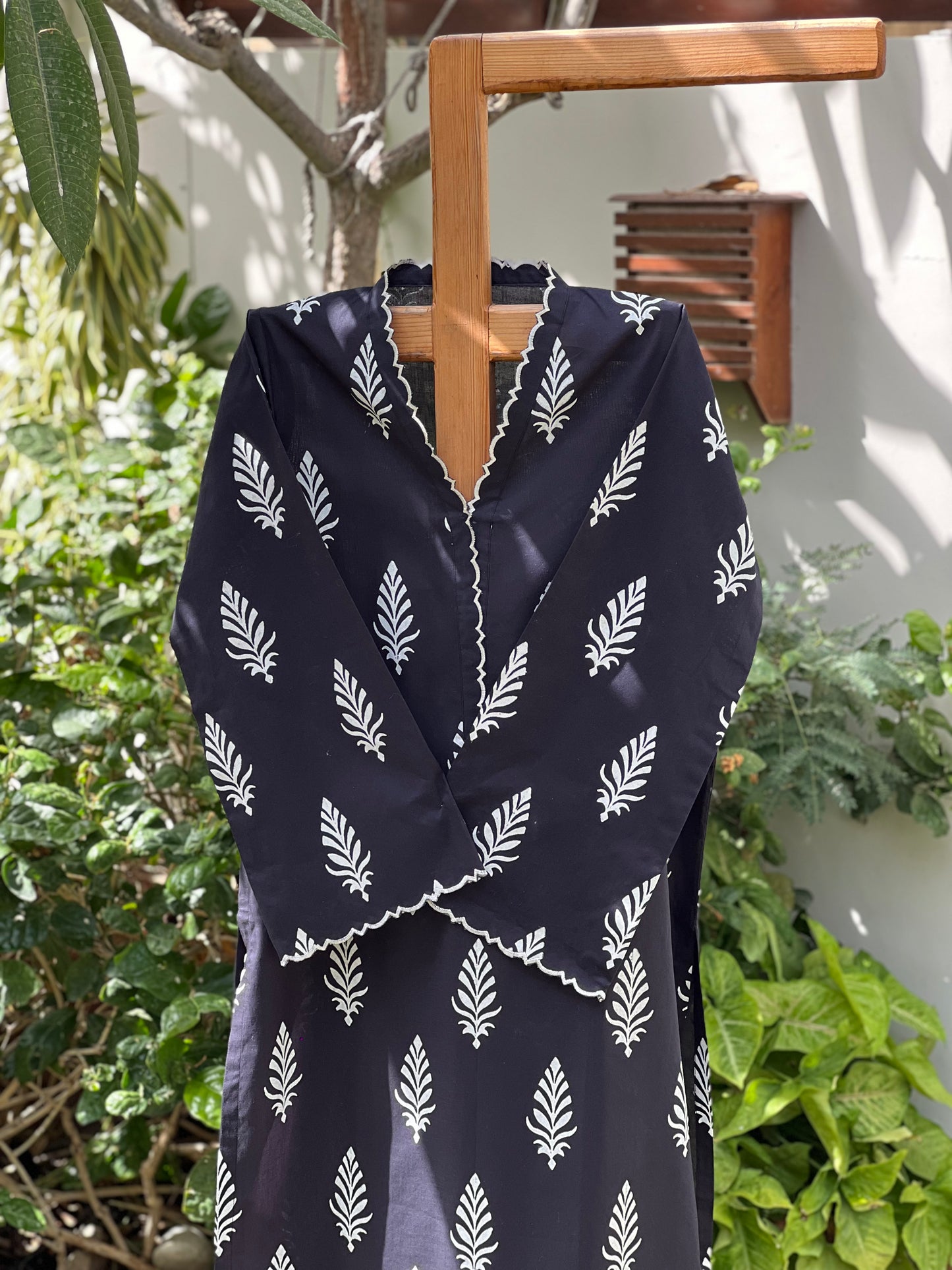 Raven kurti
