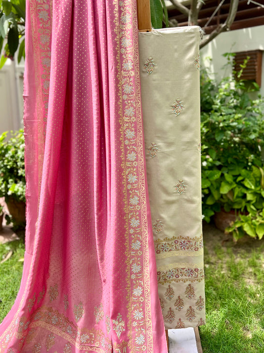 beige and pink