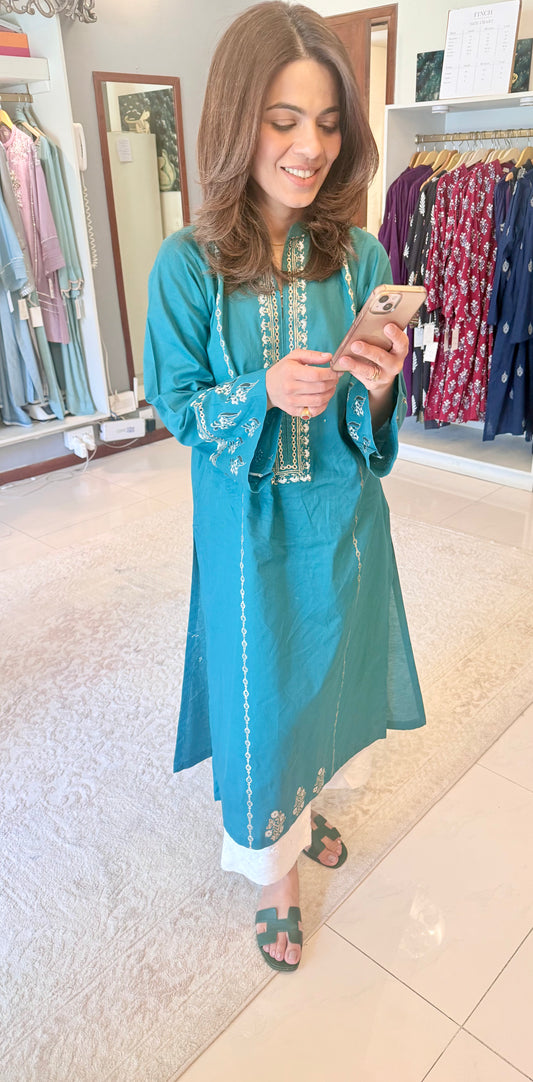 Jade Kurti