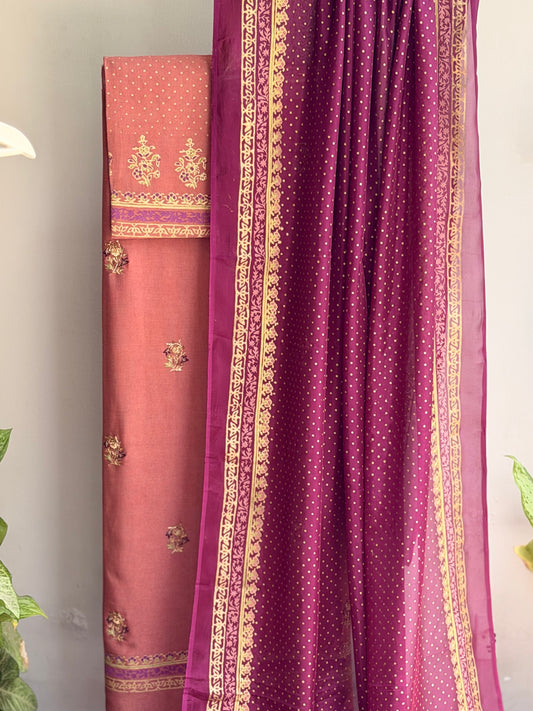 Peach Motif Design.