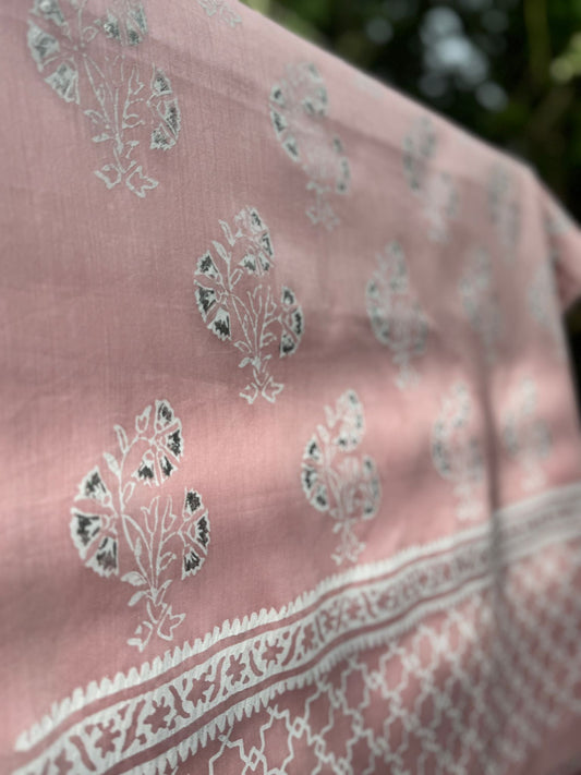 ROSE BLUSH